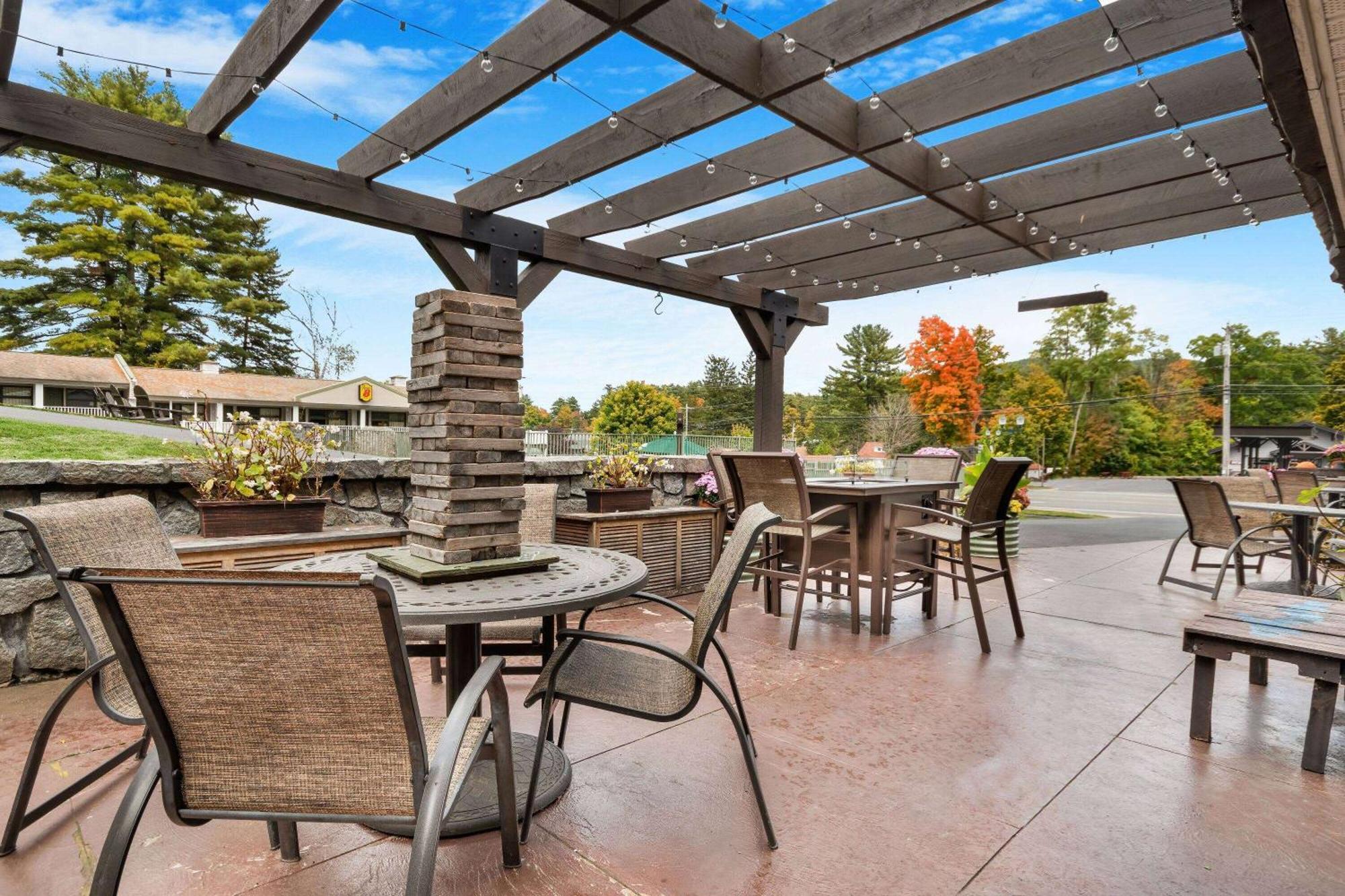 Super 8 By Wyndham Lake George/Downtown Εξωτερικό φωτογραφία
