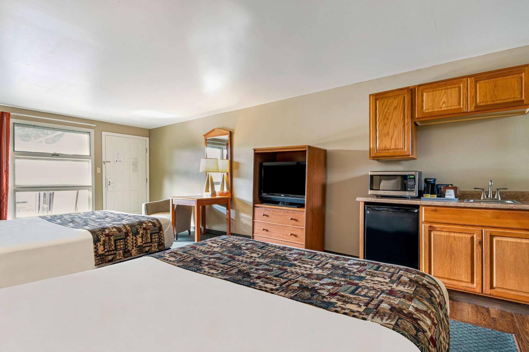 Super 8 By Wyndham Lake George/Downtown Εξωτερικό φωτογραφία