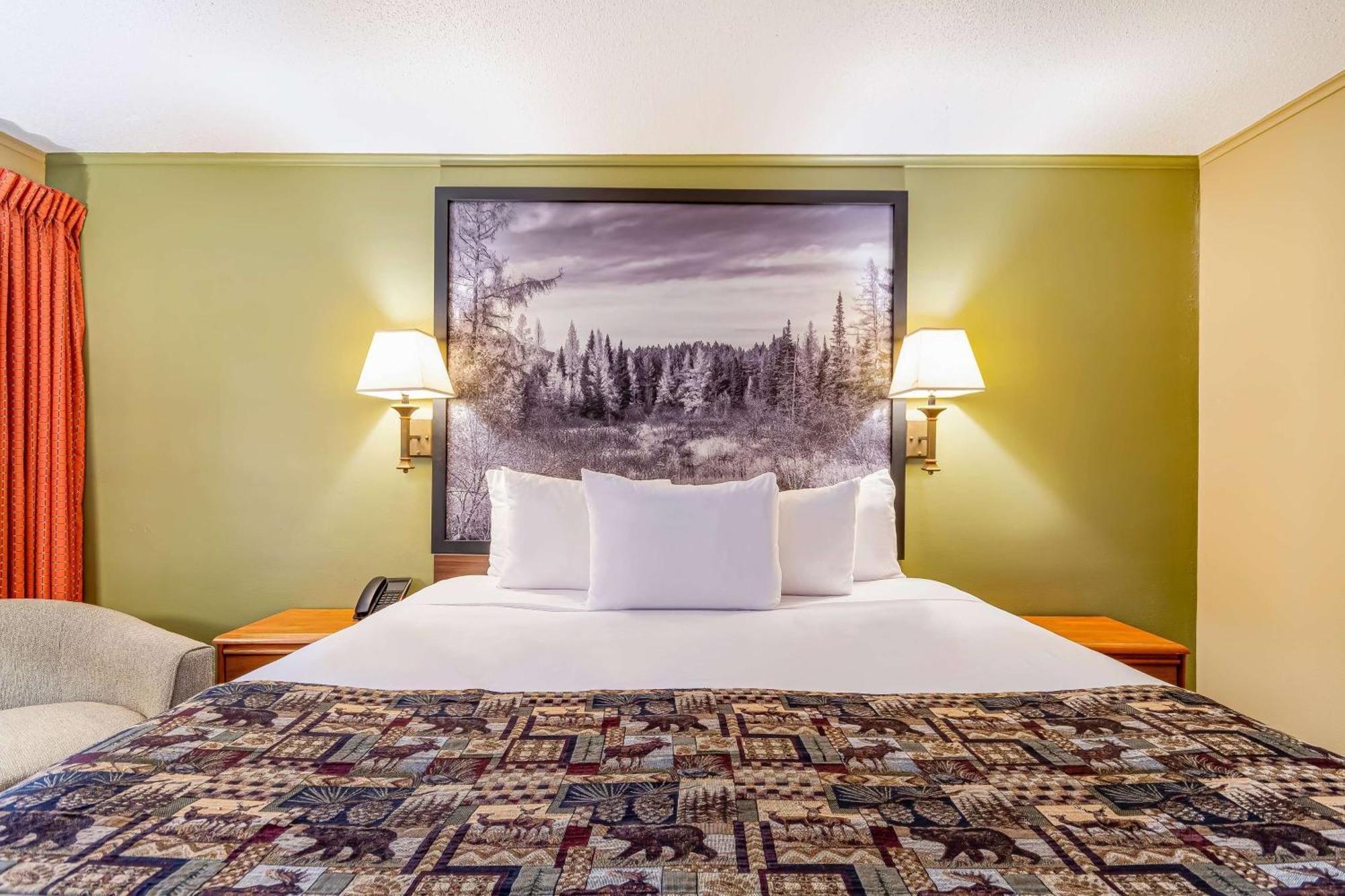 Super 8 By Wyndham Lake George/Downtown Εξωτερικό φωτογραφία
