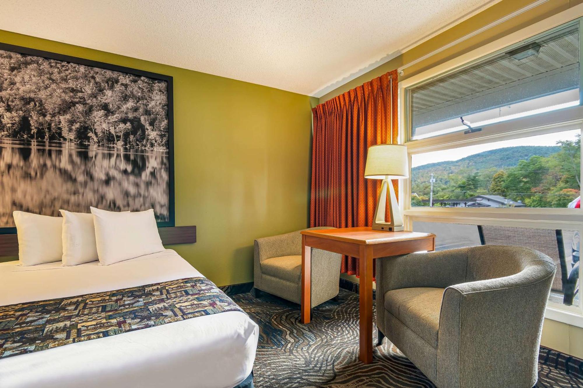 Super 8 By Wyndham Lake George/Downtown Εξωτερικό φωτογραφία